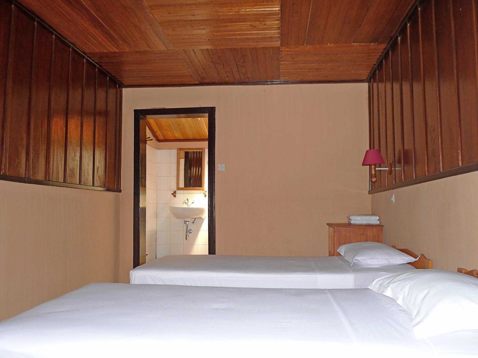 Ue Datu Cottages Tentena Zewnętrze zdjęcie